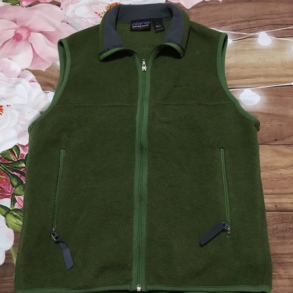 Patagonia Other - Patagonia Synchilla green fleece vest